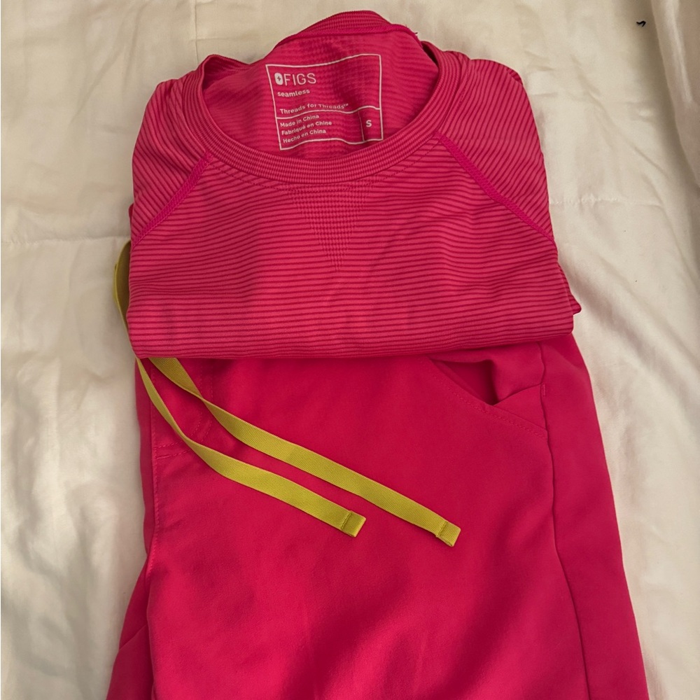 Figs joggers and Salta top in Shocking pink. Both size small